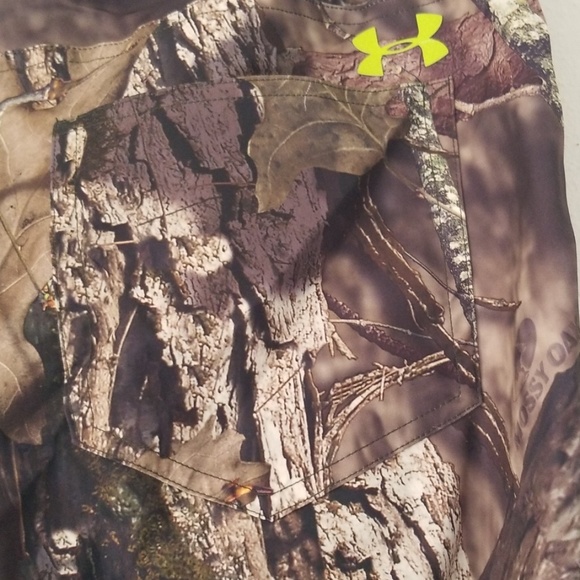 UA Mens realtree Hunting Camo loose Pants - Picture 5 of 8
